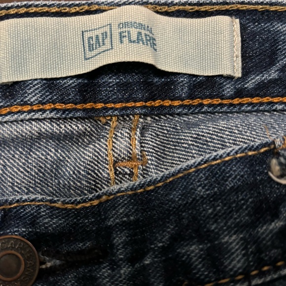 Gap women’s size 12 cut off jeans shorts - Picture 3 of 5